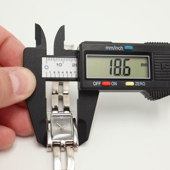 Nine West Diamond Silver Tone Tank Womens 19mm Watch Link Bracelet w New Battery - Picture 2 of 13